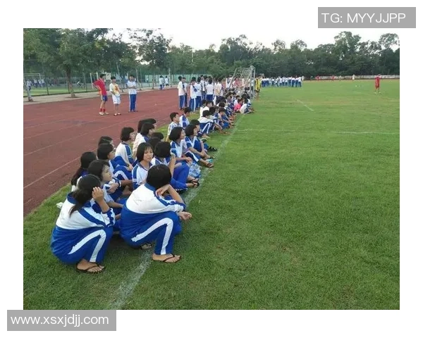 与足球明星亲密合影畅游巴西感受热情足球文化的独特魅力 与足球明星亲密合影畅游巴西感受热情足球文化的独特魅力