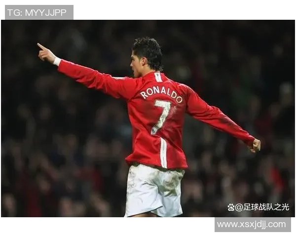 2000年前后足球明星的辉煌岁月与传奇故事回顾 2000年前后足球明星的辉煌岁月与传奇故事回顾