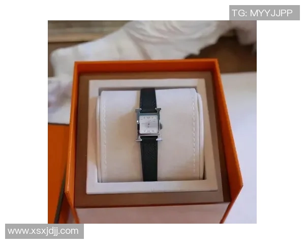 周大福金足球闪耀登场打造奢华与运动的完美结合